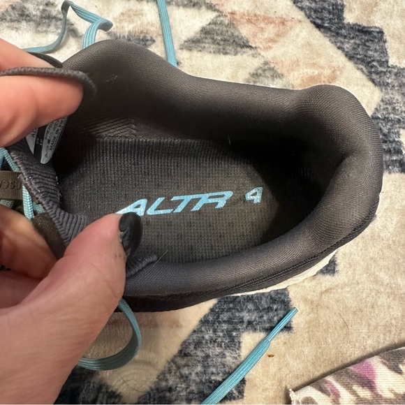 Men’s Altra Escalante 4 sz 10 - Picture 3 of 8